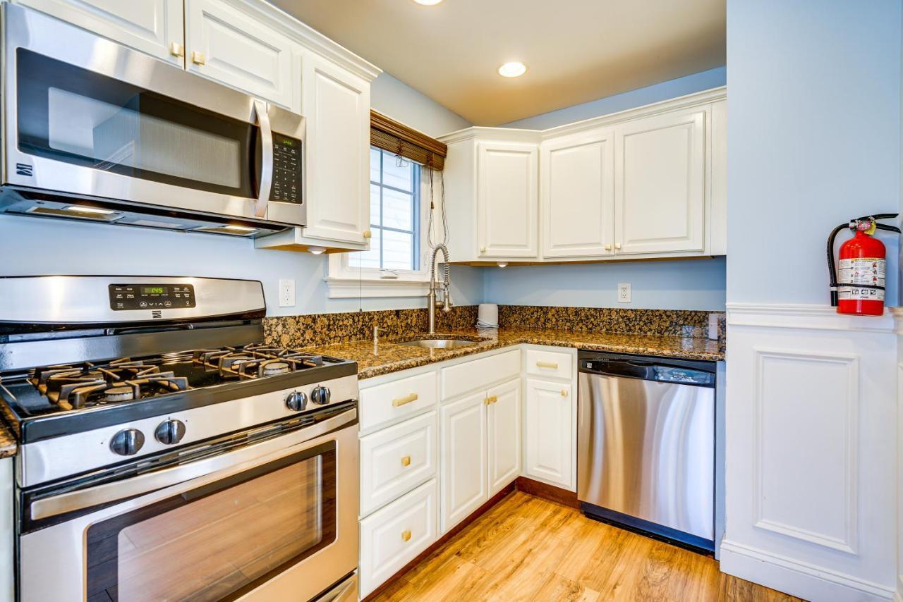 New Jersey Abode - Near Theme Parks, Walk To Beach Keansburg Exterior foto